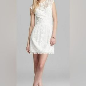 2/$20 - Dolce Vita - White Lace/Embroidered Dress - Size Small